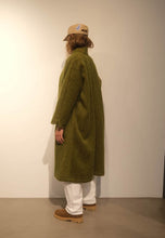 Load image into Gallery viewer, Coat Certosa  Mohair green
