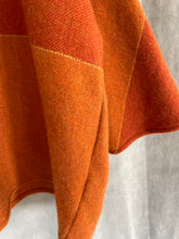 Load image into Gallery viewer, Shirt Health wool  orange
