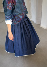 Load image into Gallery viewer, Skirt 45 denim
